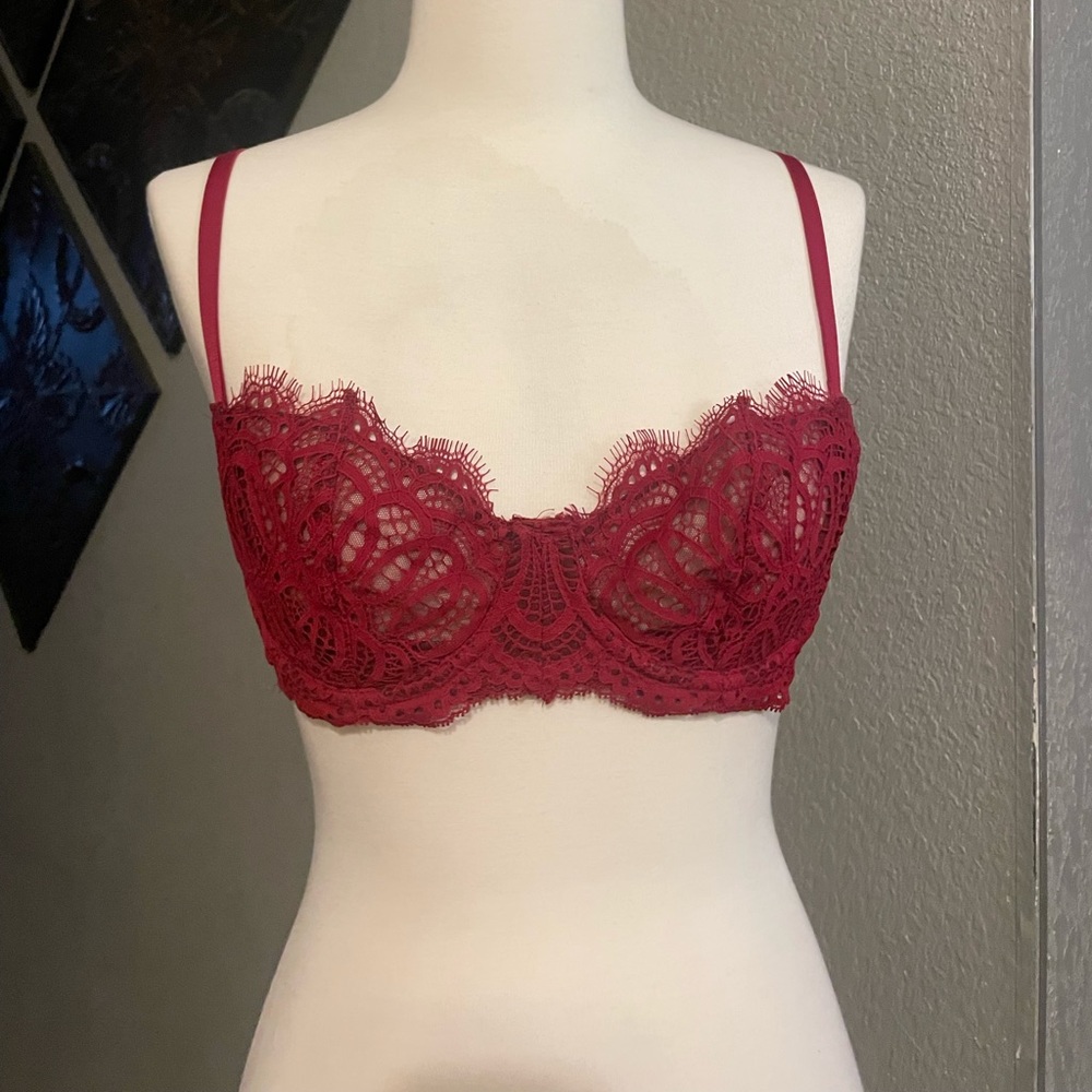 Victoria’s Secret 34C Dream Angels Maroon Balconette Bralette